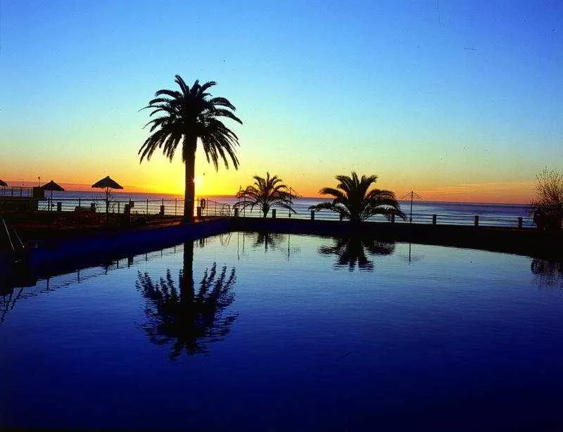 Beach, Apartamentos Torre de la roca, Costa Del Sol