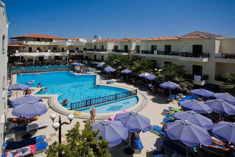 Pool, Diogenis Blue Palace, Crete