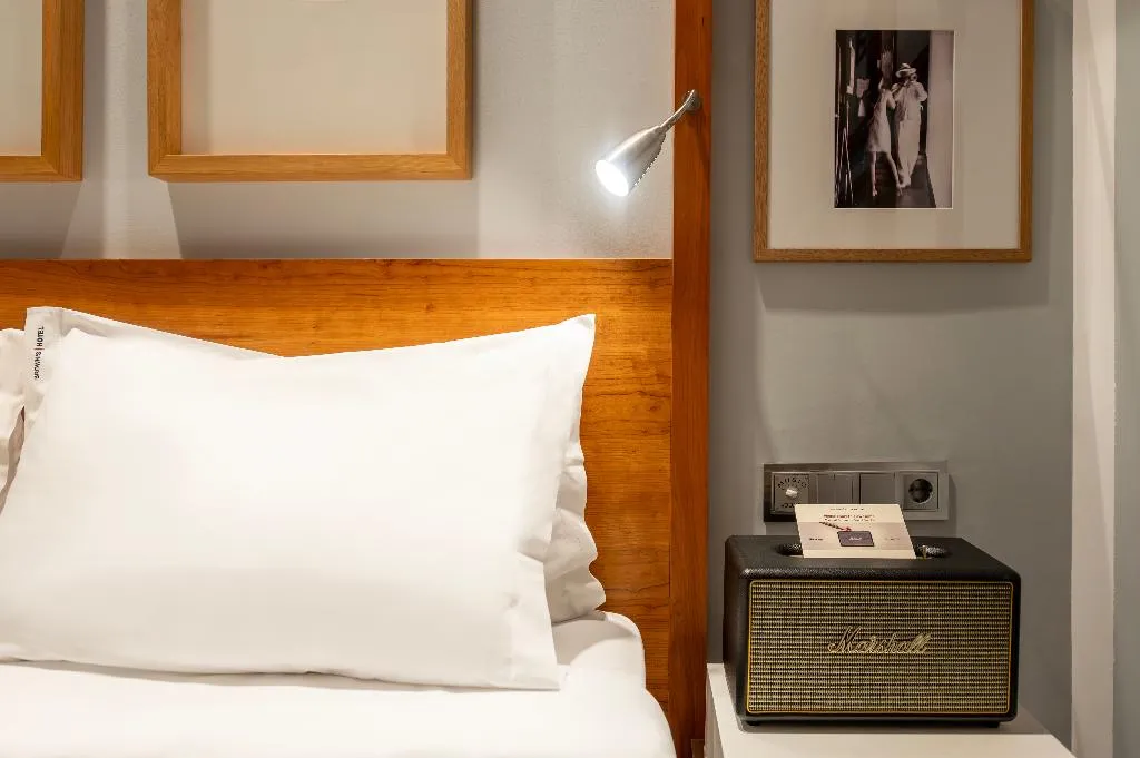 DOUBLE INNER Room, Browns Downtown Hotel, Lisbon