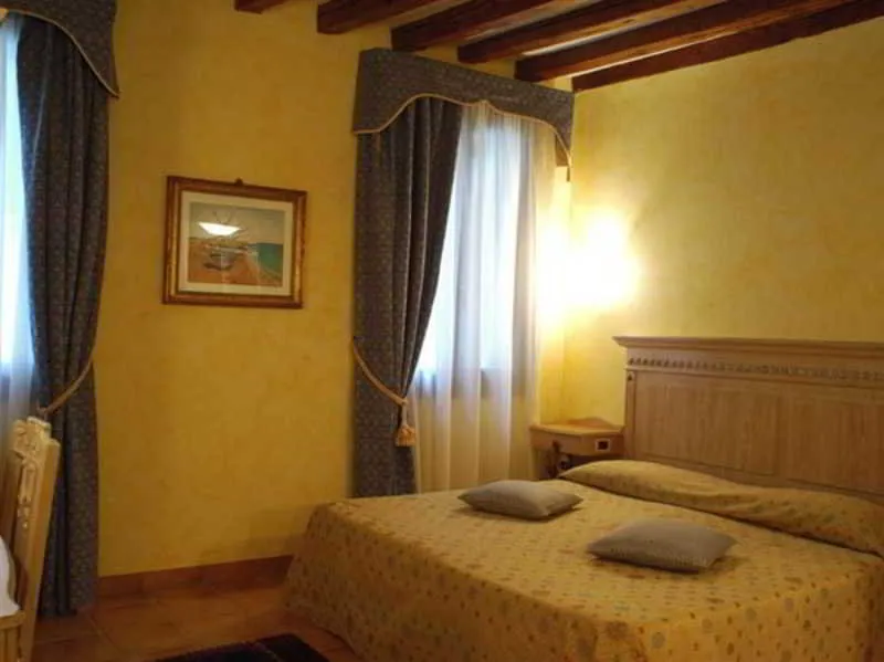 General view, Antica Casa Coppo, Venice