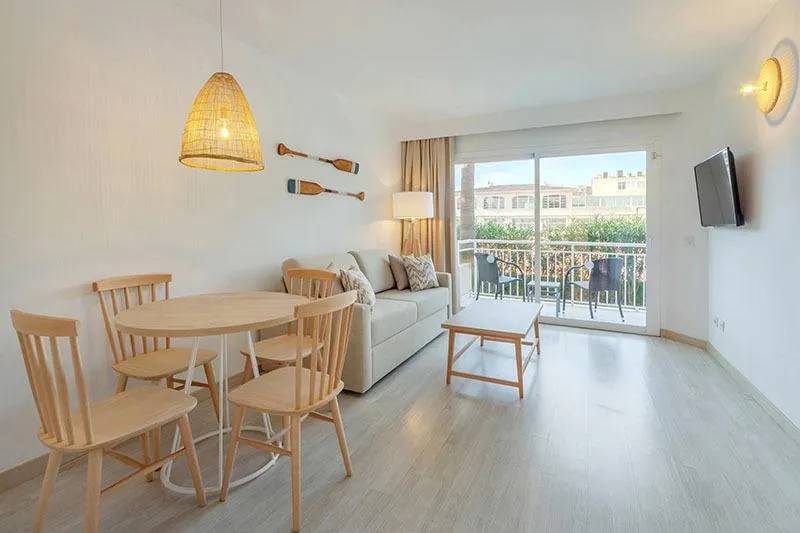 APARTMENT SUPERIOR ONE BEDROOM Room, Club Simo, Majorca