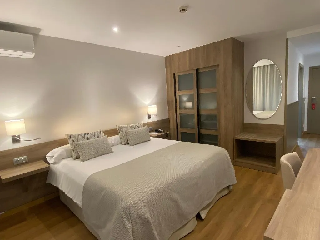 Double or Twin STANDARD Room, Colón Rambla, Tenerife