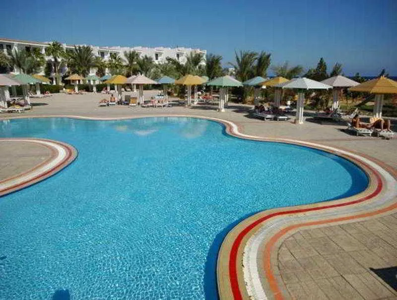 Pool, Holiday Inn Safaga Palace, Red Sea Riviera