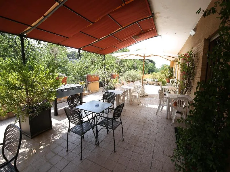 Terrace, Derby, Rome