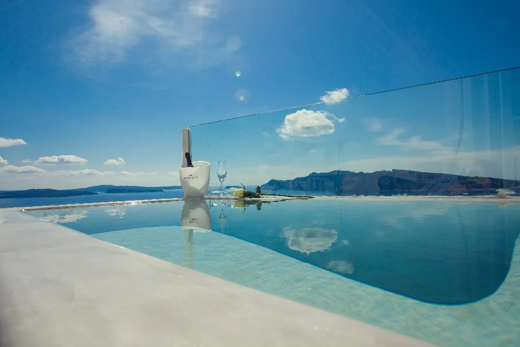 SUITE STANDARD Room, Alta Mare By Andronis, Santorini