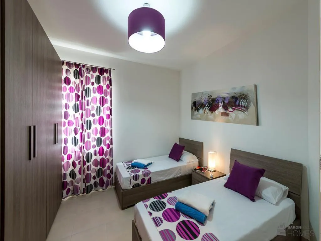 APARTMENT CAPACITY 6 THREE BEDROOM Room, The Hillock Residences, Gozo