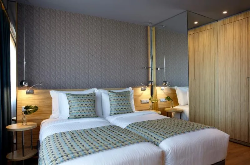DOUBLE STANDARD Room, Wyndham Grand Athens, Athens
