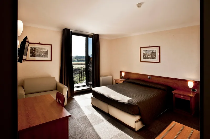 TWIN STANDARD Room, Romoli, Naples