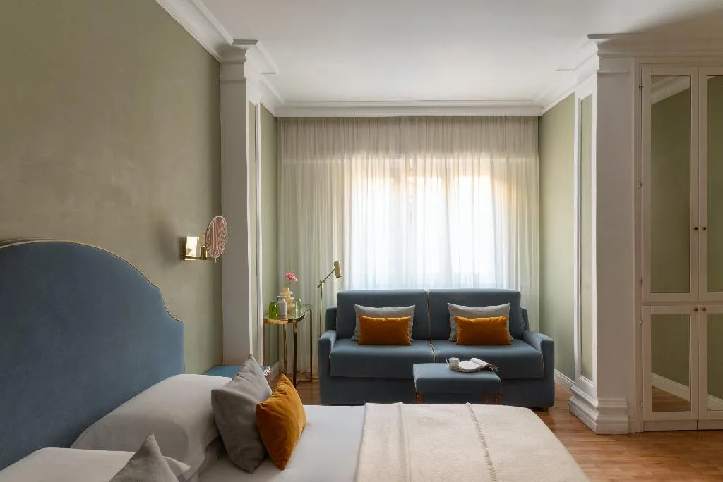 JUNIOR SUITE CLASSIC Room, HC Palazzo dei Cardinali, Rome
