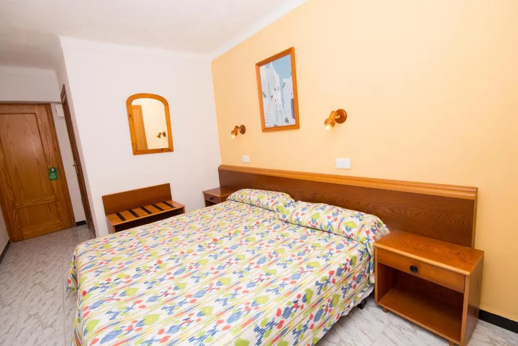 FAMILY ROOM STANDARD Room, Amic Can Pastilla, Majorca