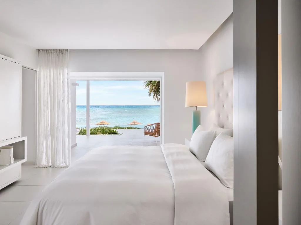 SUITE DELUXE SEA FRONT Room, Grecotel LUXME White, Crete