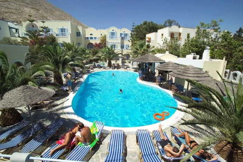 Pool, Zephyros, Santorini