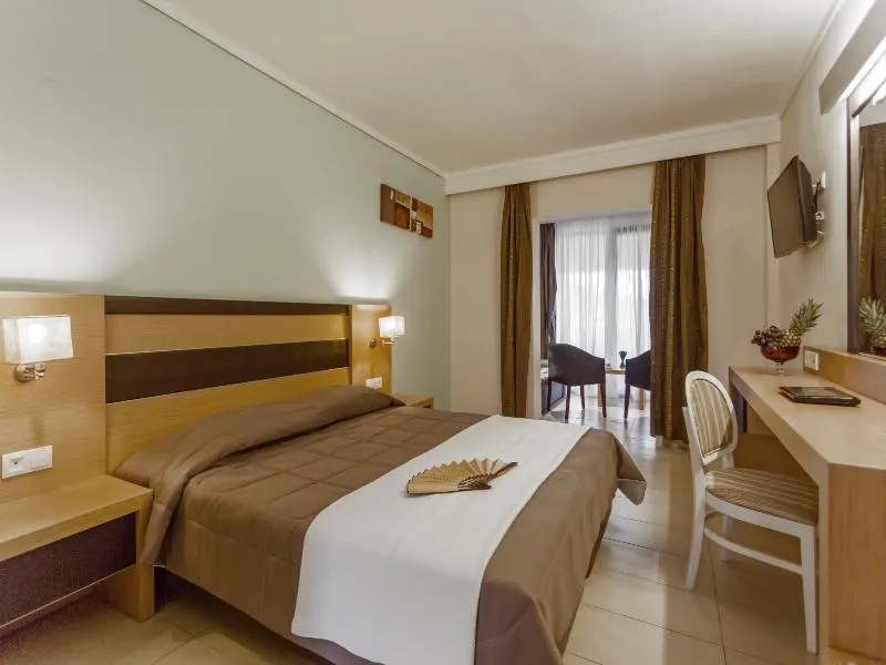 JUNIOR SUITE STANDARD Room, Lagomandra Hotel & Spa, Halkidiki