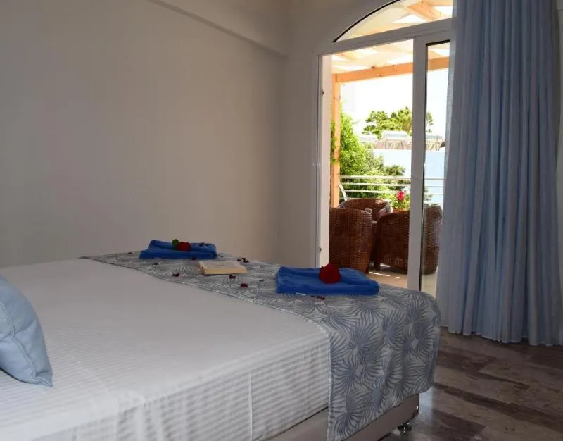 JUNIOR SUITE POOL VIEW Room, Myrtis Spa Hotel, Crete
