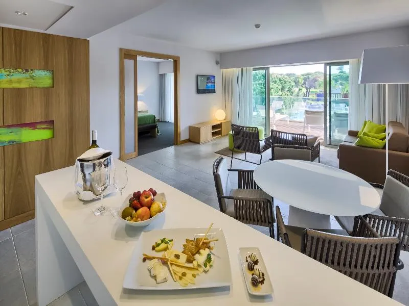 APARTMENT DELUXE ONE BEDROOM Room, Epic SANA Algarve, Algarve