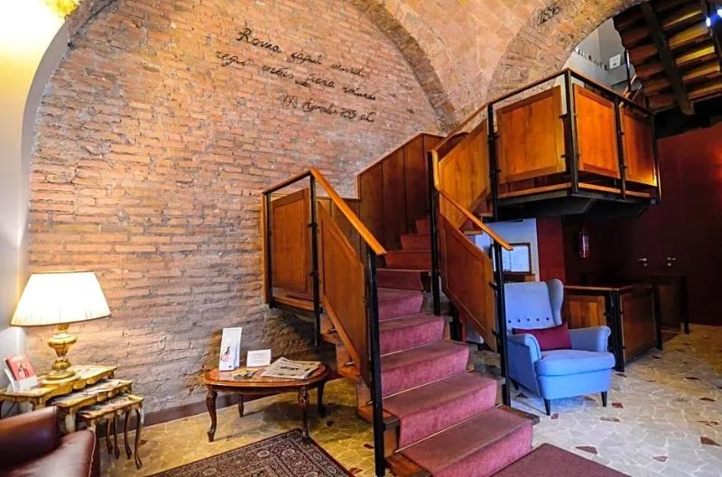Lobby, Hotel Felice, Rome