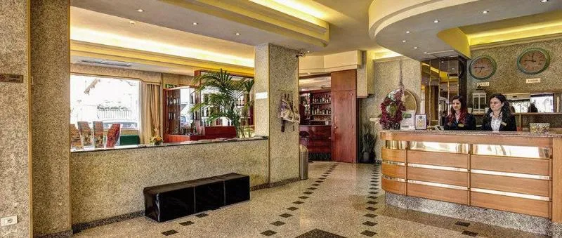 Lobby, Europa Signa, Florence