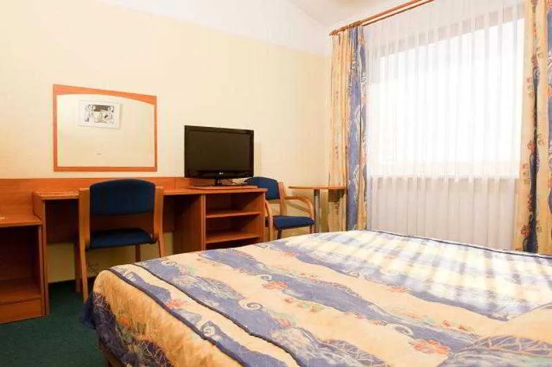 Room, Morawica, Krakow