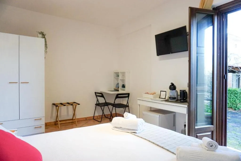 DOUBLE STANDARD Room, B&B Casale del Borgo, Naples