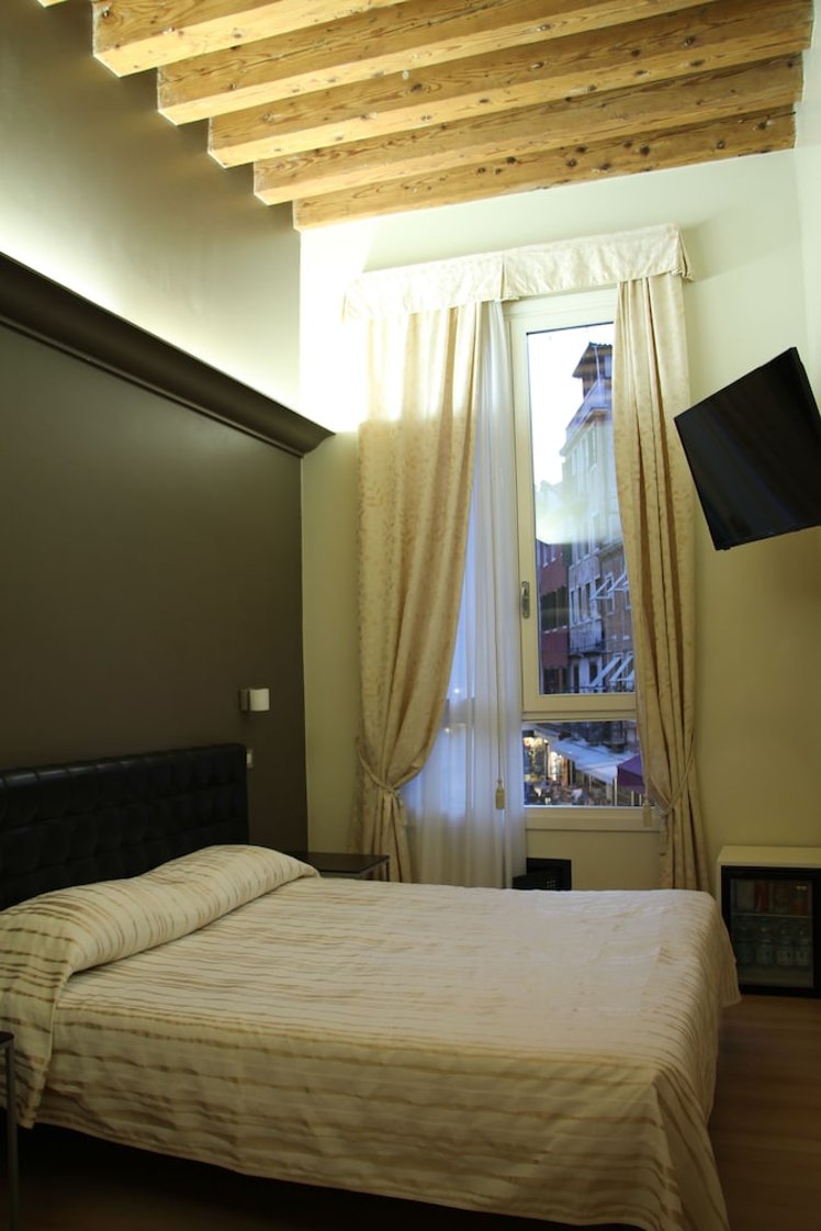 Hotel Tiepolo, Venice