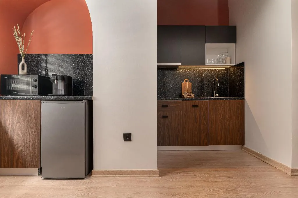 APARTMENT WITH BALCONY Room, Phalerus Suites, Athens
