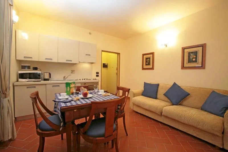 General view, Residence Palazzo Gamba, Florence