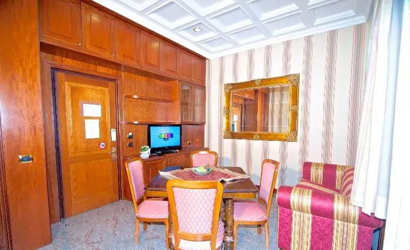 SUITE CAPACITY 2 Room, Hotel Dock Suites Rome, Rome