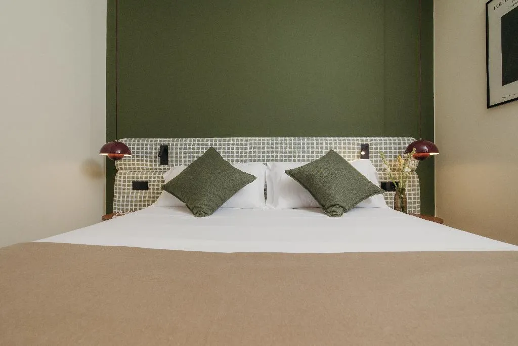 Room PREMIUM ONE BEDROOM Room, H. Regas, Barcelona