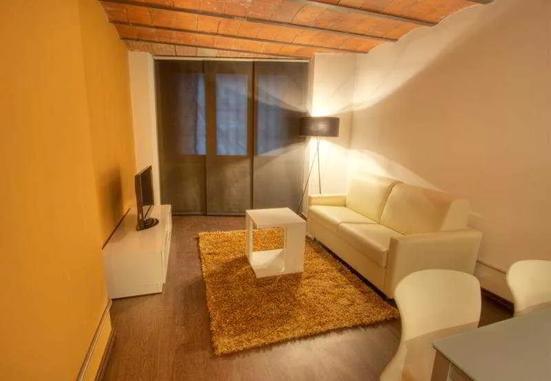 Room, Viana, Barcelona