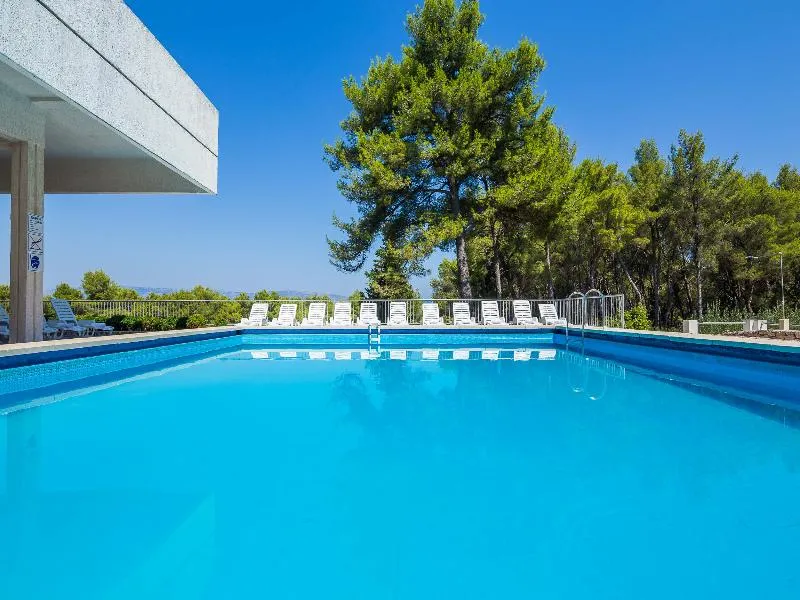 Pool, Hvar, Split