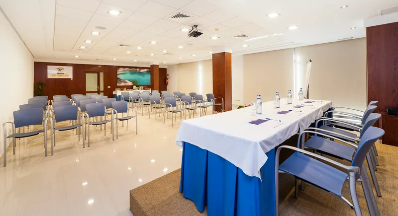 Conferences, Globales SuneoClub Pionero Santa Ponsa, Majorca