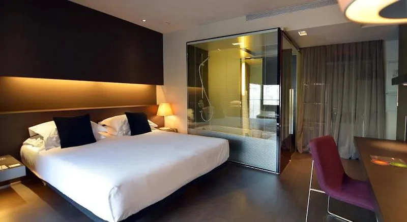 DOUBLE SINGLE USE STANDARD Room, Soho, Barcelona