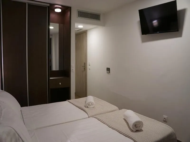 Room, Piraeus Port Hotel, Athens