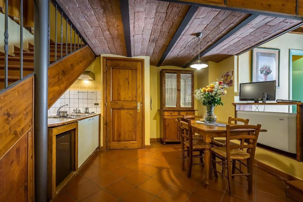 APARTMENT LOFT Room, Borgo di Villa Castelletti, Florence