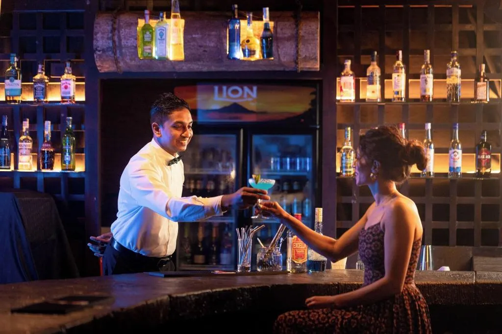 Bar, Tree Of Life, Colombo