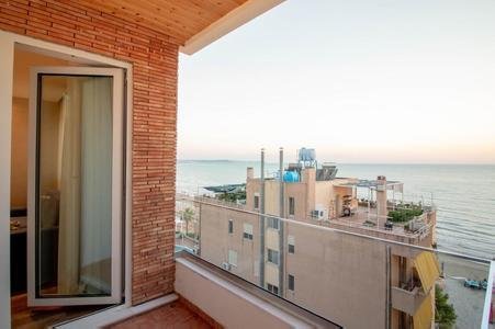 Blue Marine Hotel, Kavaje