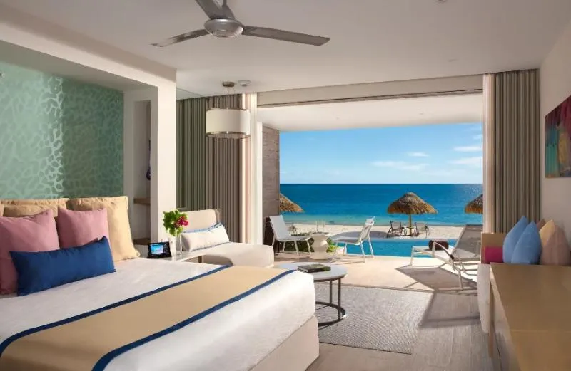 JUNIOR SUITE STANDARD Room, Secrets Riviera Cancun All Preferred-Adults Only, Cancun Area
