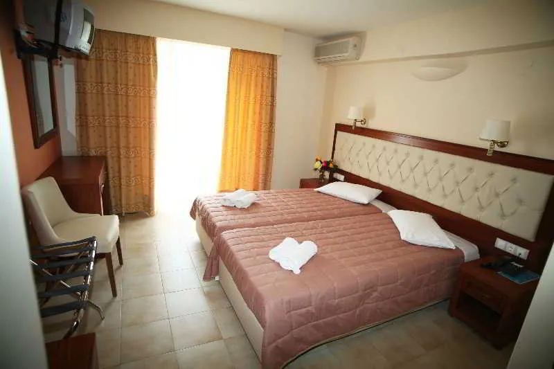 Room, La Cite, Kefallinia