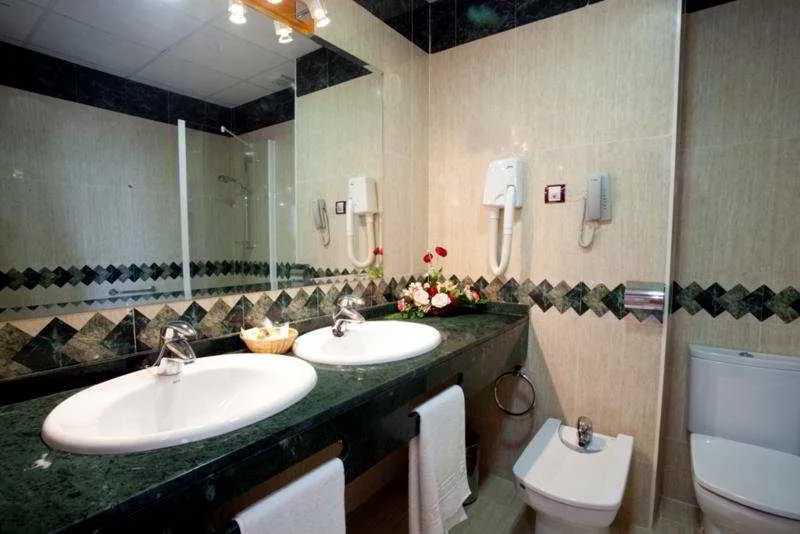 Double or Twin STANDARD Room, La Familia Gallo Rojo, Costa Blanca