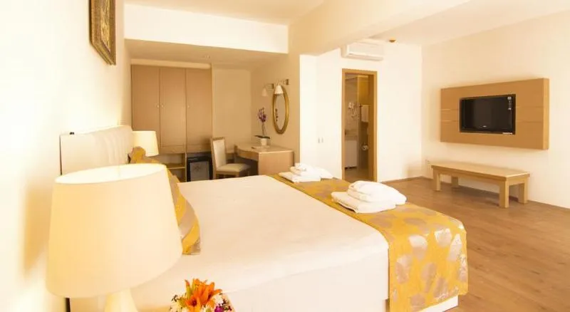 Room, Ladonia Hotels Del Mare Ex Cesars Suites Bodrum, Bodrum