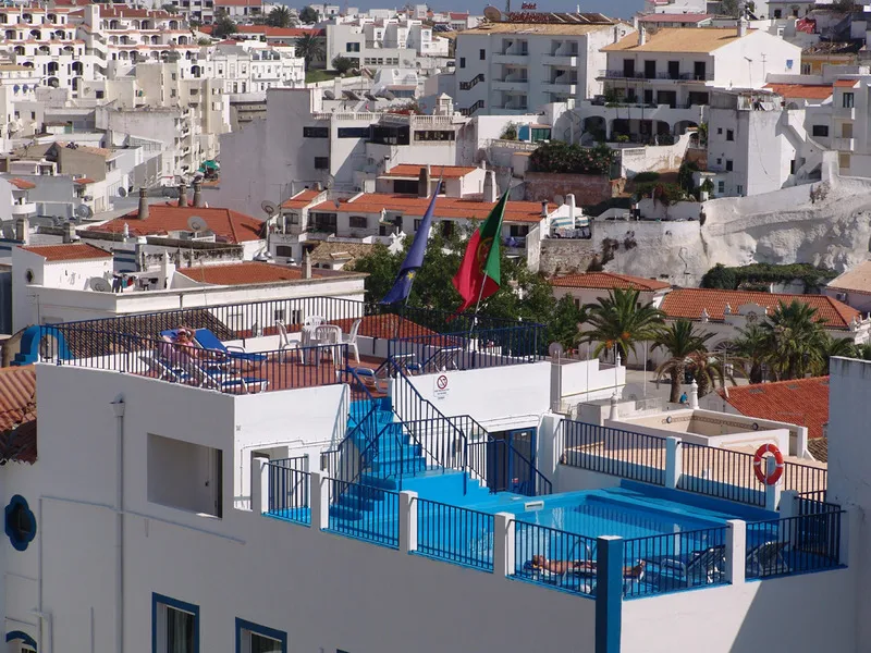 Terrace, Apartamentos Turísticos Regina, Algarve