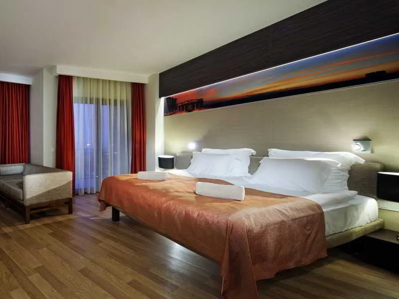 Room, Commodore Elite Suites & Spa Hotel, Antalya