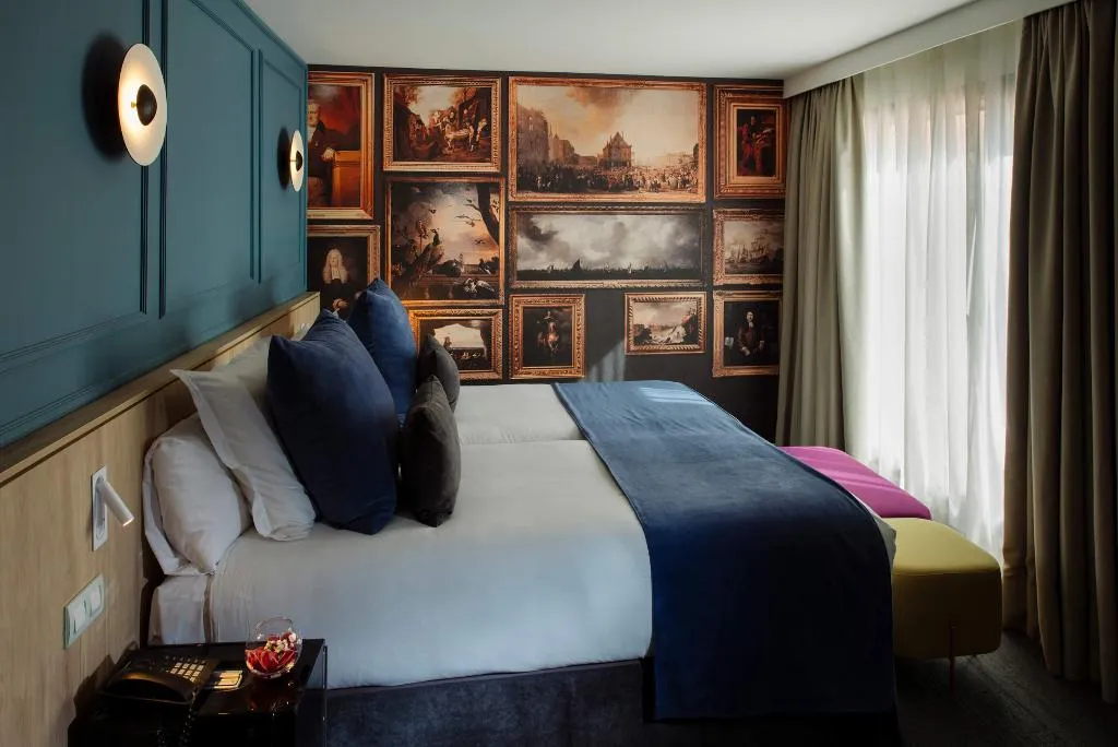 Room, Mirador de Chamartin, Madrid