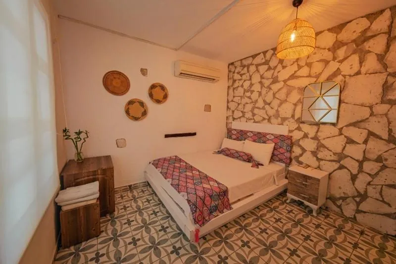 DOUBLE STANDARD Room, Mor Salkim Konagi, Izmir