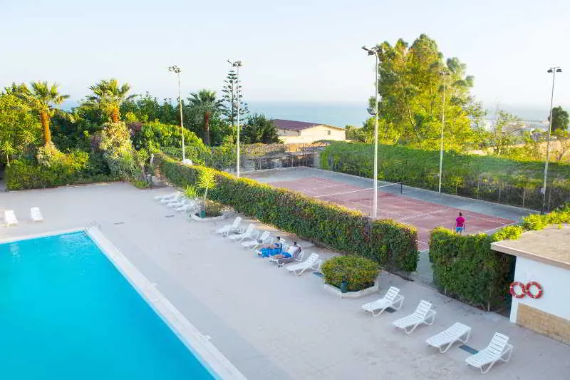 Pool, Dei Pini, Catania