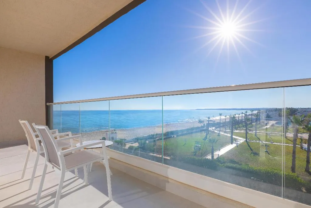 SUITE PARTIAL SEA VIEW Room, Hilton Skanes Monastir Beach Resort, Tunisia