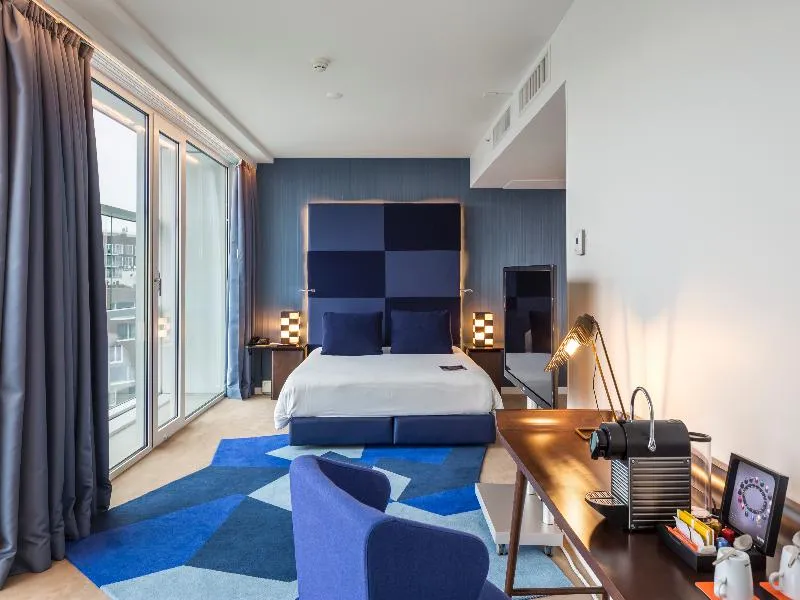 DOUBLE EXECUTIVE QUEEN BED Room, Room Mate Aitana, Amsterdam, Amsterdam