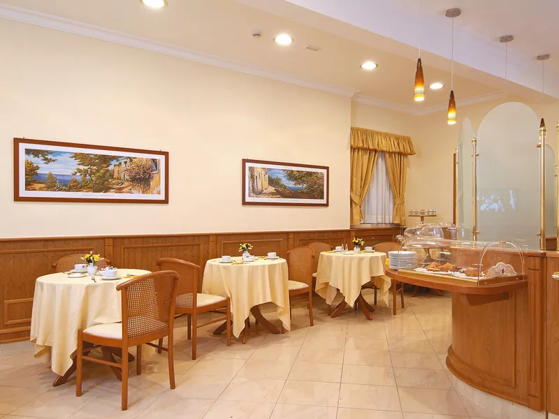 Bar, Buono, Naples