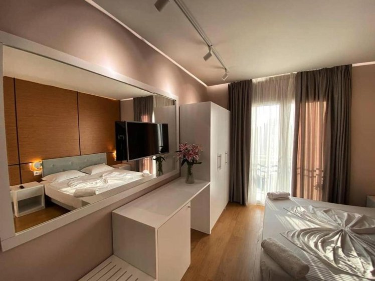 Edart Hotel, Durres