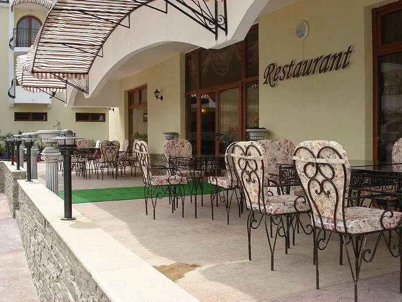 Terrace, Martinez, Bourgas
